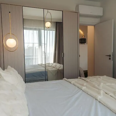 Apartament House Flamingo *