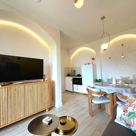 House Flamingo Apartman